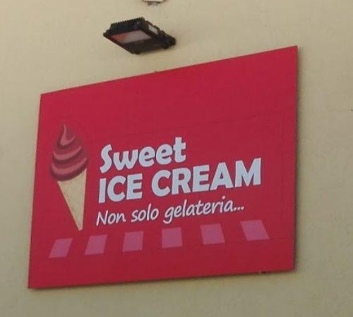 Sweet Ice Cream By Chris